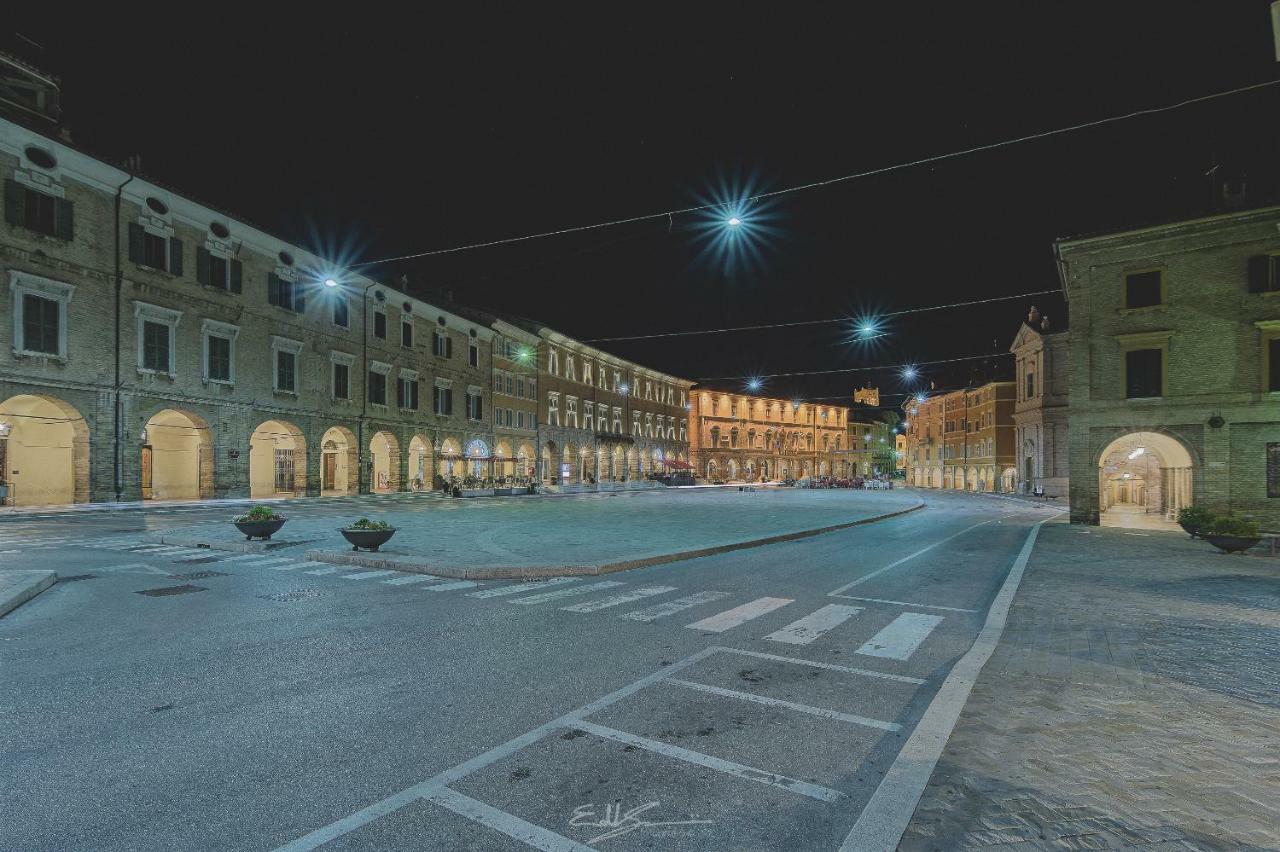 Hotel Due Torri San Severino Marche Exterior foto